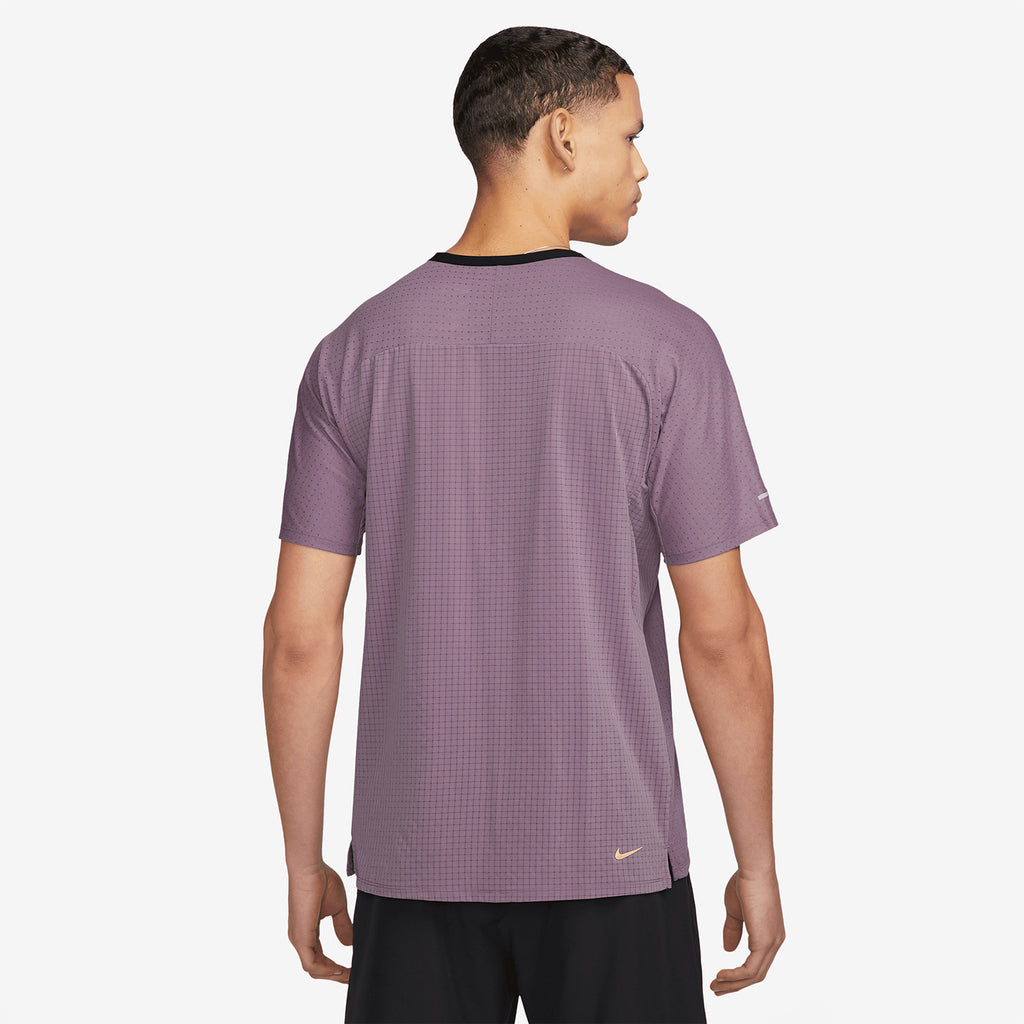 Nike Dri-FIT Solar Chase Maglietta Violet Dust/Melon Tint
