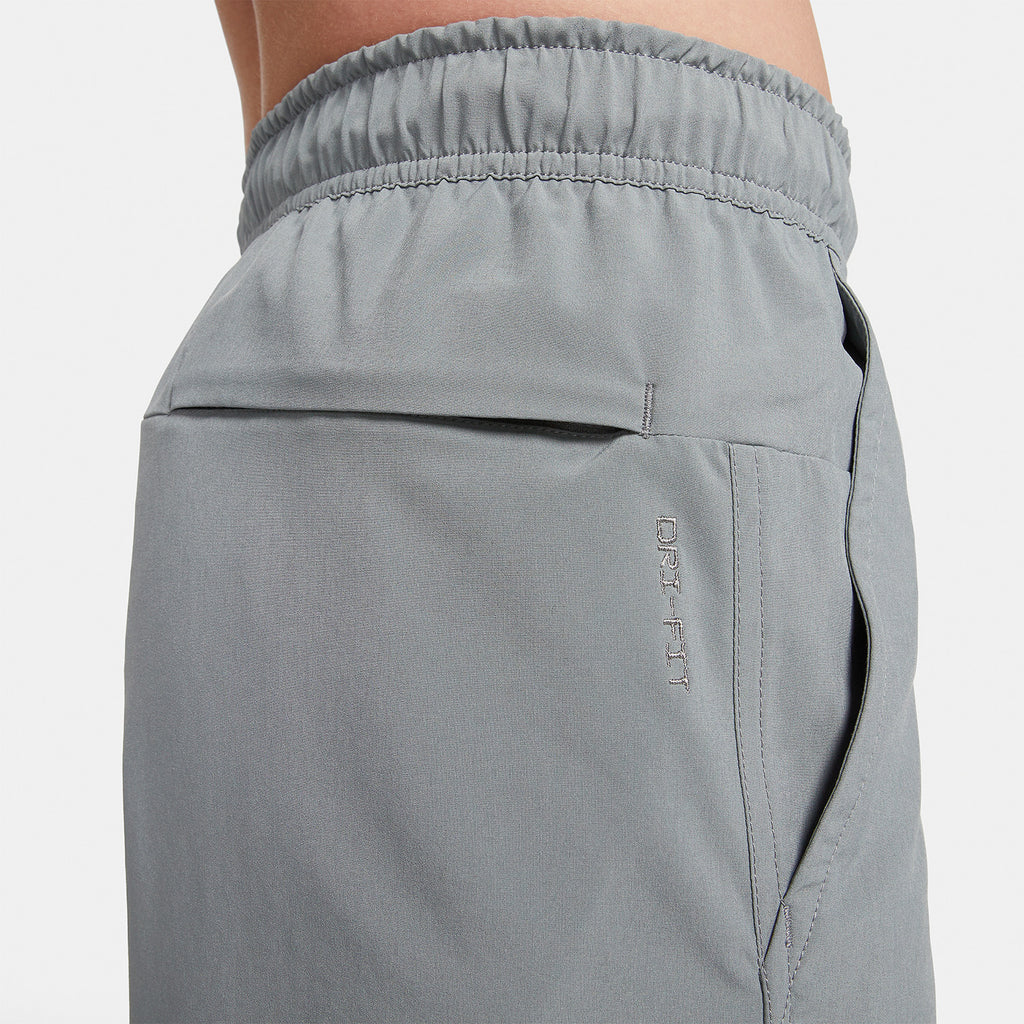 Nike Dri-FIT Unlimited 7in Pantaloncini Smoke Grey/Black/Smoke Grey