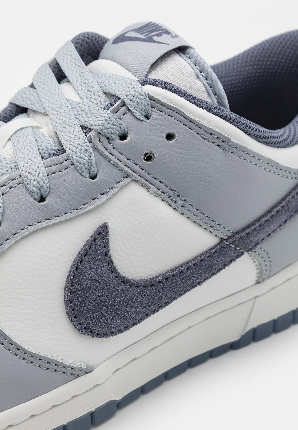 Nike Sportswear NIKE DUNK LOW RETRO PRM ESS+ - Sneakers basse